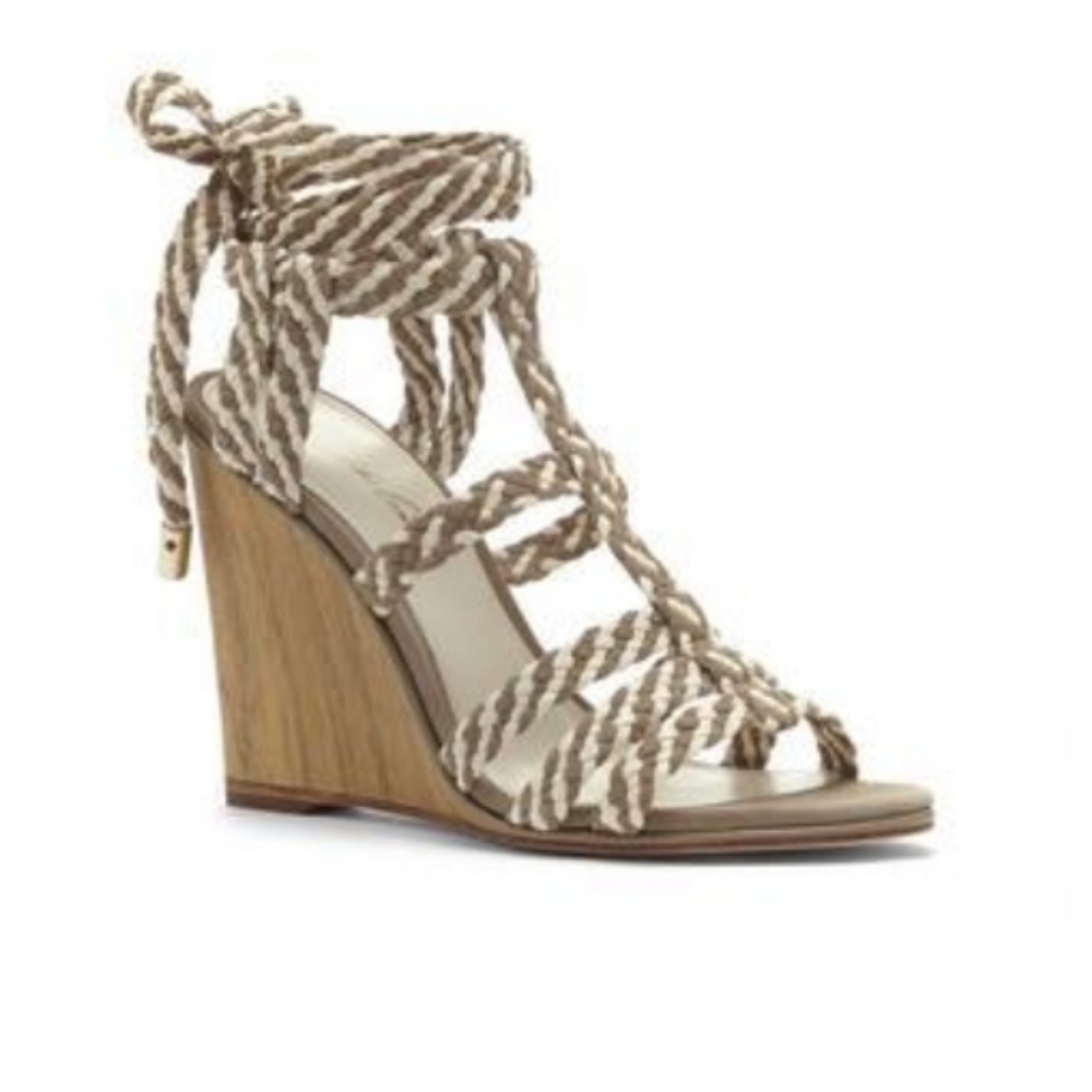 Vince Camuto VC John Camuto Magnolia wedge sandals size 8.5
